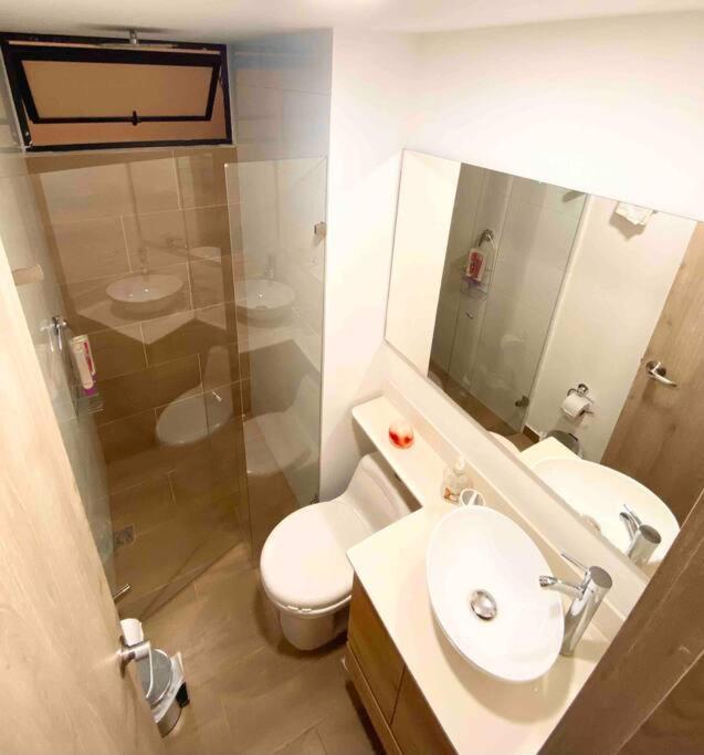 Apartment New Apto In Convenient Location With Parking